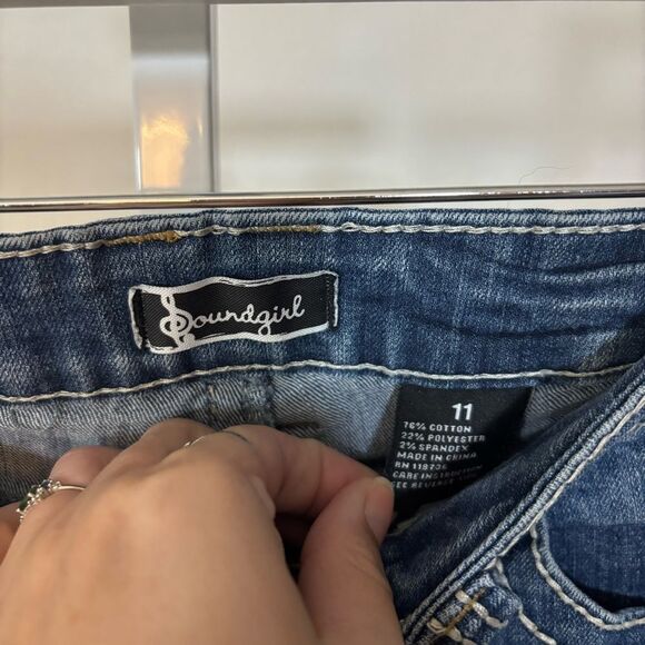 Soundgirl Dark Blue Jean Shorts with Lace Trim rockabilly low rise embellished - Picture 2 of 6